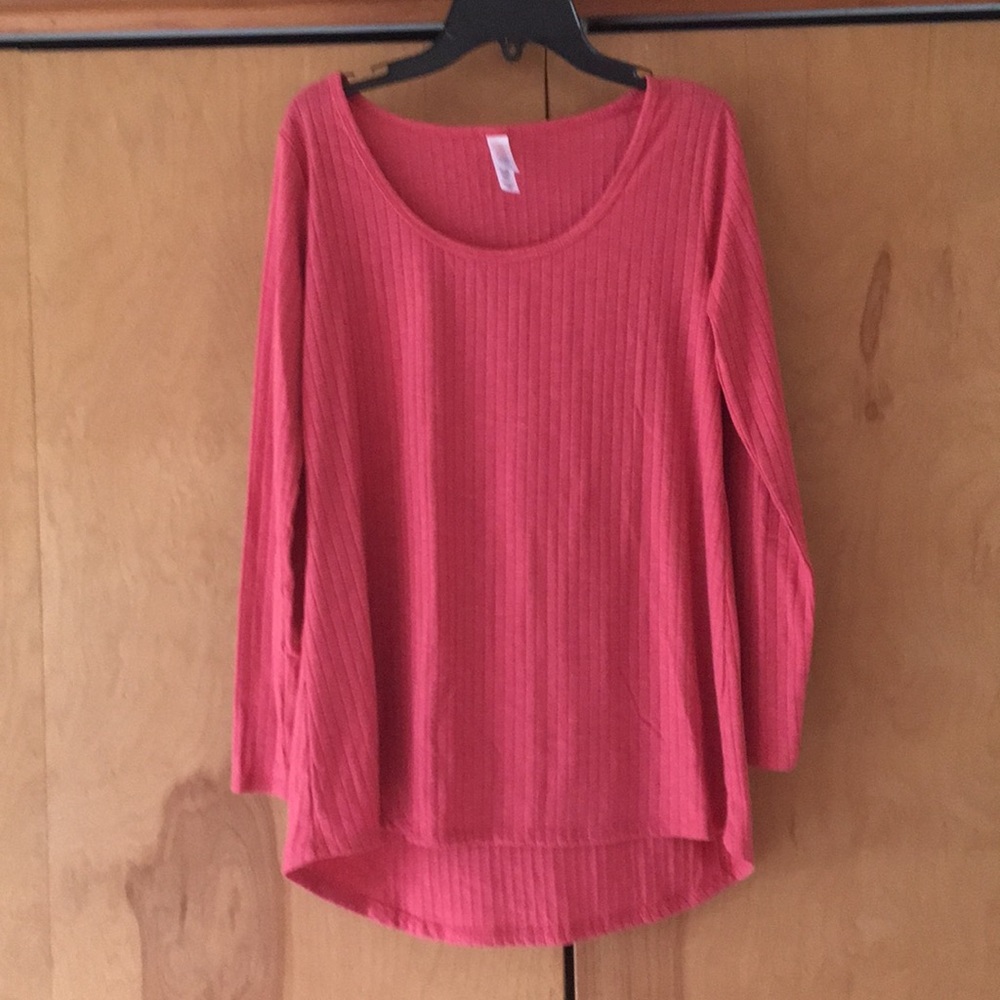 XXS NWOT LuLaRoe Top